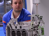 PSAの3気筒ガソリンターボ、累計生産30万基…仏工場 画像