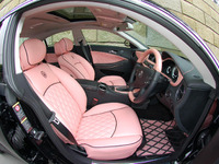 【東京オートサロン07】黒塗りベンツにピンクの内装…意外にキュート 画像