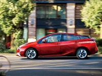 新車登録ランキング、新型プリウス 3万台超えで4か月連続トップ…3月車名別 画像