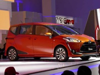 【ジャカルタモーターショー16】トヨタ シエンタ 新型、インドネシア仕様はひと味違う 画像