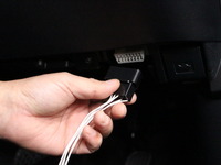 OBD2ポート接続デバイスに脆弱性、CANへのコマンド送信も 画像