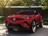 【ニューヨークモーターショー16】トヨタ C-HR 市販版、米国初公開はおあずけ 画像