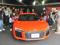 【SUPER GT 第1戦】アウディ R8 新型、市販車とレース仕様の共通性をアピール 画像