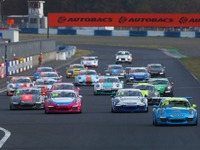 【ポルシェ カレラカップ 第1戦】近藤翼がポールトゥウィンで開幕勝利 画像