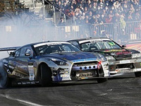 【モータースポーツジャパン16】チームトーヨータイヤドリフト、デモ走行を実施 画像