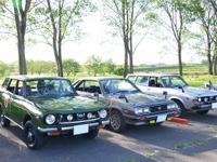 新緑の渡良瀬遊水地に歴代 レオーネ 18台が集結…20代オーナーも 画像