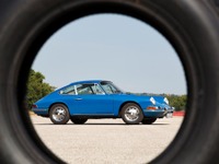 ポルシェ、旧車のための新タイヤを開発…性能は現代の水準 画像