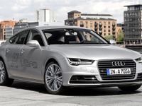 アウディ A7 スポーツバック、欧州で2017年型…装備が充実 画像