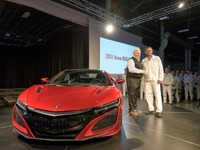 ホンダ NSX 新型、米工場で量産開始…第一号車を引き渡し 画像