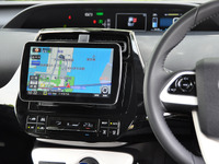 対応車種160以上の大画面9インチナビ、Panasonic Strada「CN-F1D」が凄い! 画像