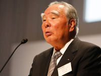 スズキ 鈴木会長「再発防止策が第一の経営責任」…燃費データ不正 画像
