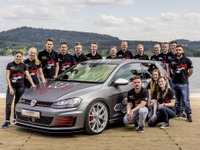 VW ゴルフ GTI、恒例のワンオフモデルは400馬力の「ハートビート」 画像