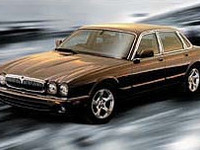 ジャガー『XJ』にスポーツ仕様と高級仕様を追加 画像