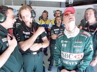 アーバイン絶好調、回転なめらか、ライバルをバッサバサ…… 画像