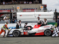 【ルマン24時間 2016】残り3分の悲劇…トヨタ中嶋一貴「チームの皆にありがとうと言いたい」 画像