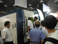 【ものづくりワールド16】松浦機械製作所のハイブリッド金属3Dプリンタ…人だかりの理由 画像
