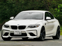 【BMW M2クーペ 試乗】BMWヘリテージモデルと比較される、エッセンスが凝縮された1台…中村孝仁 画像