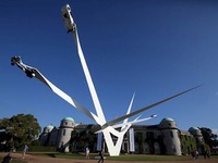 【グッドウッド16】今年のオブジェはBMW、3台の伝説レーサーが競演 画像