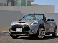 【MINI コンバーチブル】こだわりの室内空間 画像