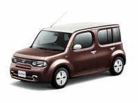 日産 キューブ、最廉価モデルに本革巻きステアリングを標準装備 画像