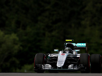 【F1 オーストリアGP】金曜フリー走行は突然の雨で混乱…ロズベルグがトップタイム 画像