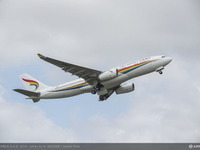 エアバス、チベット航空 A330 第1号機を引き渡し 画像