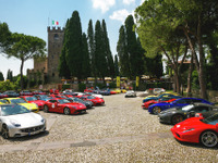 フェラーリ100台、イタリアを占拠…官能的サウンドの4日間 画像