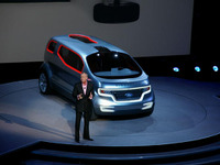 【デトロイトモーターショー07】写真蔵…フォード エアストリーム 続 画像