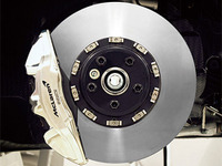 曙ブレーキ、国立科学博物館の企画展「日本の先端科学技術の紹介」に出展 画像