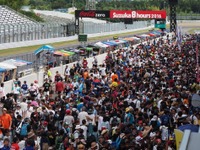 【鈴鹿8耐】ピットウォークではニッキー・ヘイデンに長蛇の列 画像