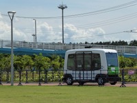 DeNAが無人バスを商業施設で実証実験---今後は大学構内での実験も 画像