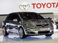 【株価】円相場の落ち着きを好感　トヨタが3日続伸 画像