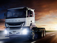 三菱ふそう、超大型トラックを世界に先駆けケニアで発売 画像