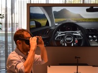 【アウディ TechDay 16】VRで運転席に座る！ 購入前にじっくり観察…開発にも応用可 画像