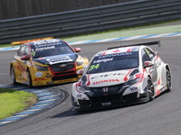 【WTCC 日本ラウンド】道上龍、初の参戦は惜しくもポイント獲得ならず「タイヤの使い方が難しかった」 画像