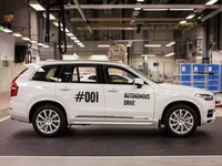 ボルボの自動運転、公道実験用 XC90 が完成 画像
