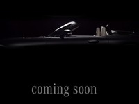 メルセデス AMG GT に「ロードスター」…間もなく発表へ 画像