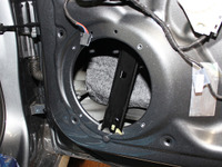 【カーオーディオ雑学】「デッドニング」 背圧の処理 画像