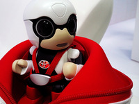 【CEATEC 16】トヨタ、KIROBO mini を出展へ 画像