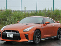 【日産 GT-R 2017モデル 試乗】高性能スポーツと思えぬ総合性能、ただ装備に時代を感じる…諸星陽一 画像