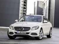 【IIHS衝突安全】メルセデス Cクラス 新型、最高評価 画像