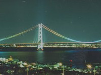 哀悼の意を込めて…。明石海峡大橋の派手なライトアップが中止 画像