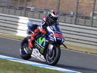 【MotoGP 第15戦日本】初日フリー走行はロレンソがトップ、上位7台が0.4秒以内 画像