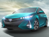 トヨタ プリウス PHV 新型、換算燃費は56km/リットル…米国最高 画像