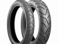 スズキ V-ストロム650、BATTLAXアドベンチャーA40を新車装着 画像