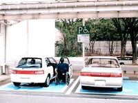 【新聞ウォッチ】自動車ユーザーは大歓迎「高速料金値下げ案浮上」 画像
