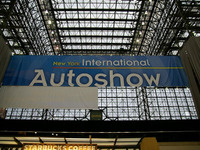 【ニューヨークモーターショー07】開幕　自由の女神ほほえむ 画像