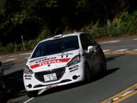 【全日本ラリー 最終戦】プジョー 208 R2、3位表彰台…コ・ドライバータイトルも獲得 画像