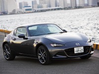 【マツダ ロードスターRF 試乗】「格好をつける」気持ちを忘れたくない…鈴木ケンイチ 画像