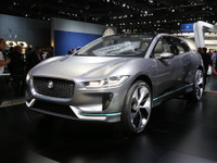【ロサンゼルスモーターショー16】ジャガー I-PACE…“ドラマチックなデザイン”の実現［詳細画像］ 画像